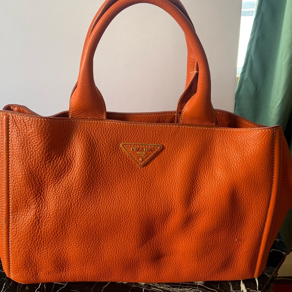 Prada oversized everyday tote‎